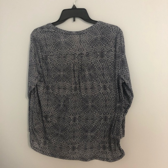 EUC, H&M long sleeve blouse, size M - Picture 3 of 3
